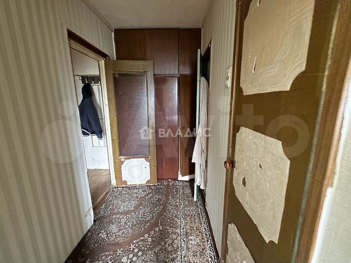 2-к. квартира, 49 м², 4/9 эт.