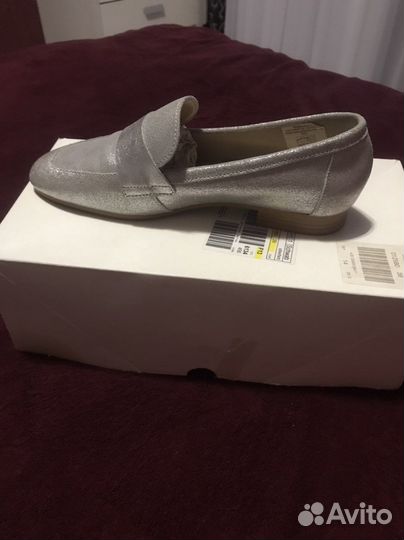 Стильные женские туфли кожаные р 39 серебристые