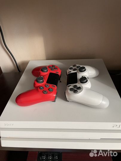 Продам Sony Plastation 4 PRO