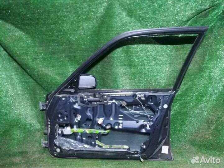Дверь передняя правая Toyota Mark II GX80