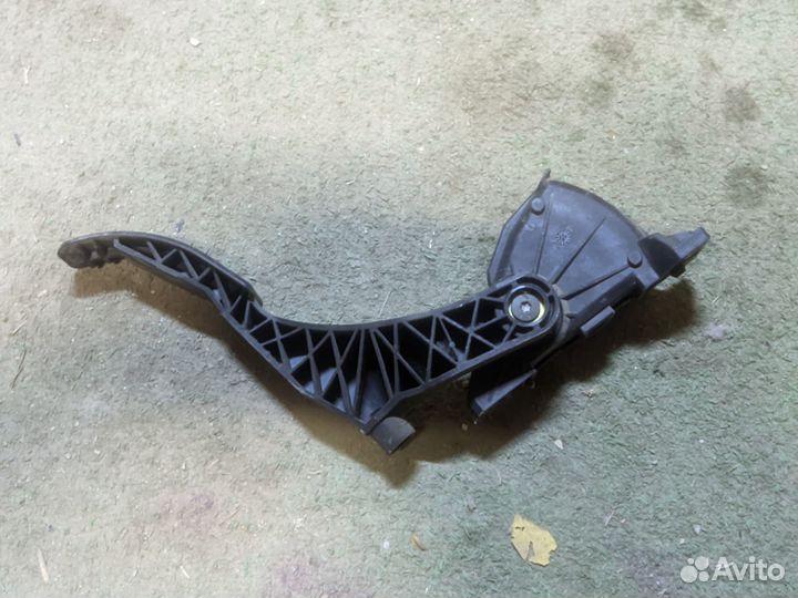 Педаль газа Volkswagen Golf 4/Bora 1997-2005