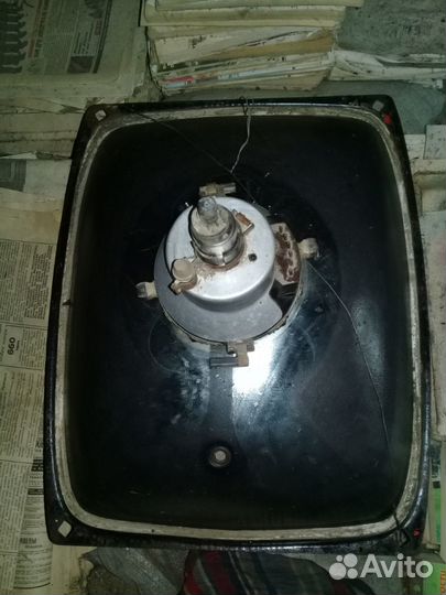 Кинескоп на черно белый телевизор