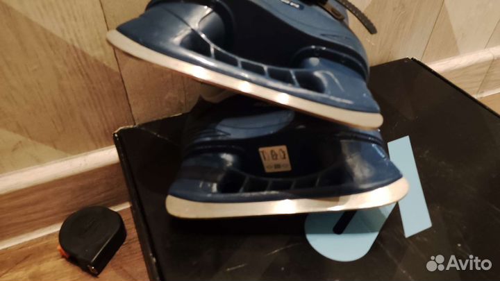 Хоккейные коньки bauer 25-26р