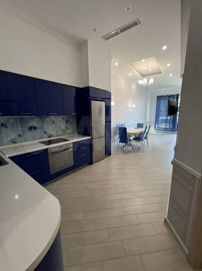 3-к. квартира, 90 м², 1/12 эт.