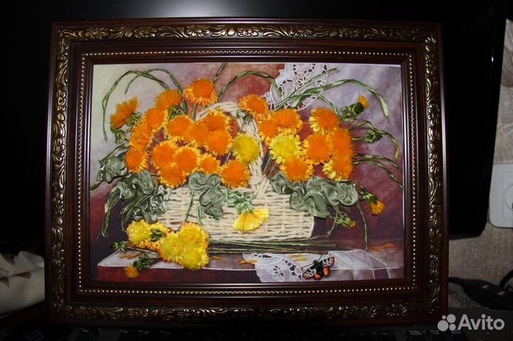 Продам картины вышитые лентами