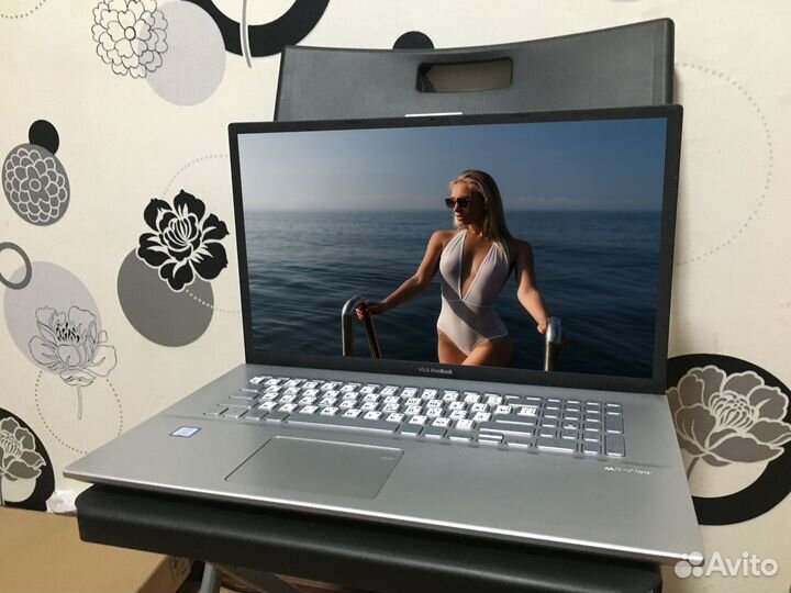 Мощный Asus MX110 с большим экраном 17'3+Доставка