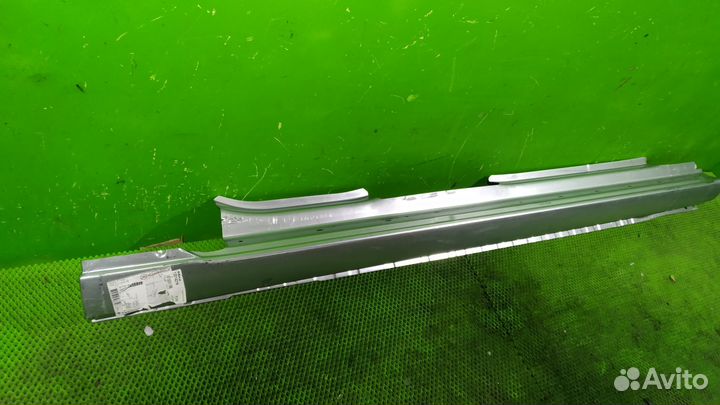 Порог правый левый Audi A3 8P 03-12