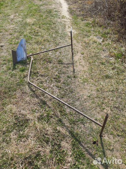 Ручной плуг