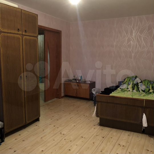 3-к. квартира, 83 м², 2/5 эт.