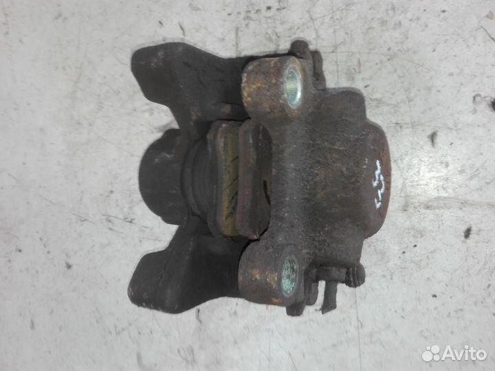 Суппорт задний левый Opel Omega