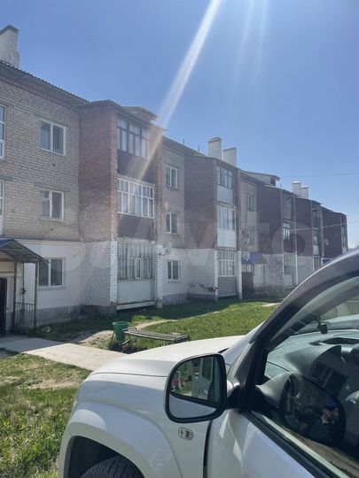 3-к. квартира, 58 м², 1/3 эт.