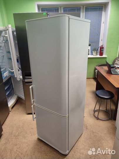 Холодильник Бирюса 132