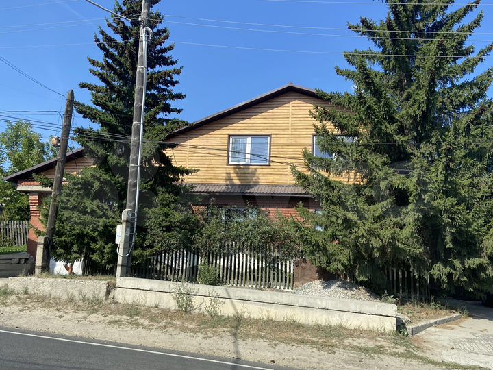 Дом 120 м² на участке 8,3 сот.