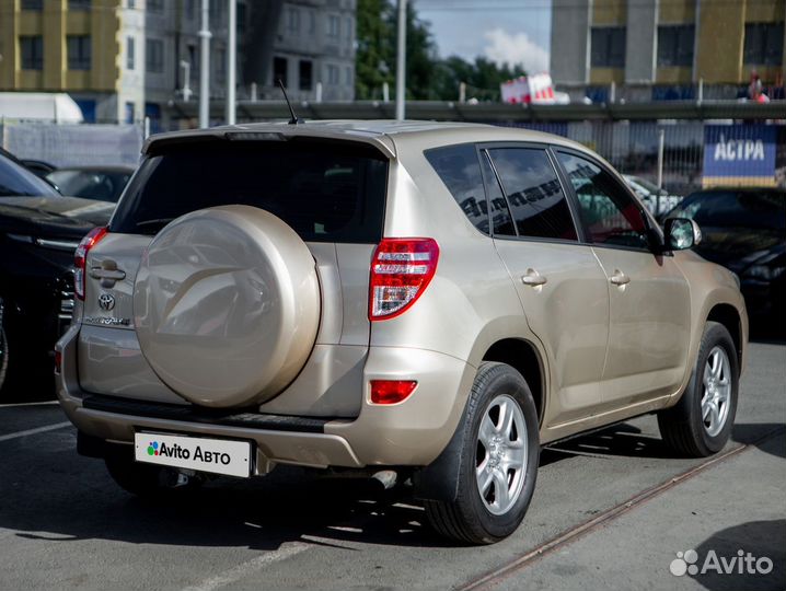 Toyota RAV4 2.0 CVT, 2011, 107 324 км