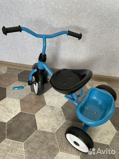 Детский трехколесный велосипед