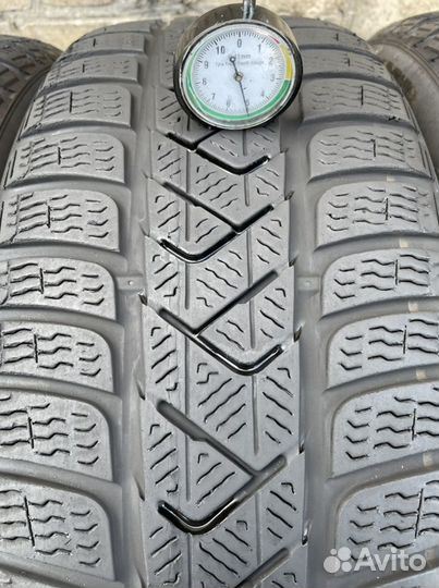 Pirelli Winter Sottozero 3 215/55 R17