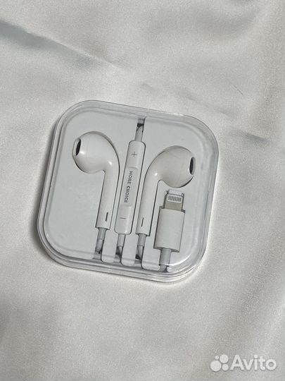 Чехол на iPhone 11