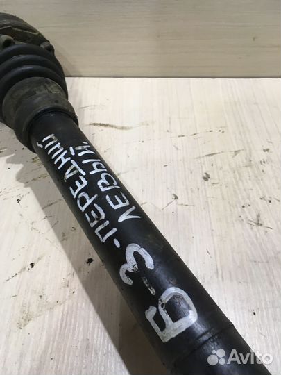 Полуось правая фольксваген пассат Б3