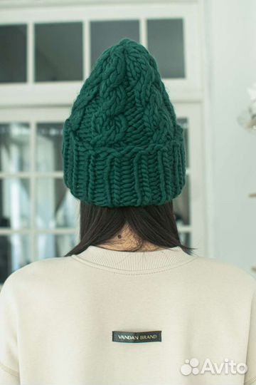Шапка женская вязаная ручная работа