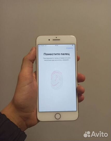 iPhone 8 Plus, 64 ГБ