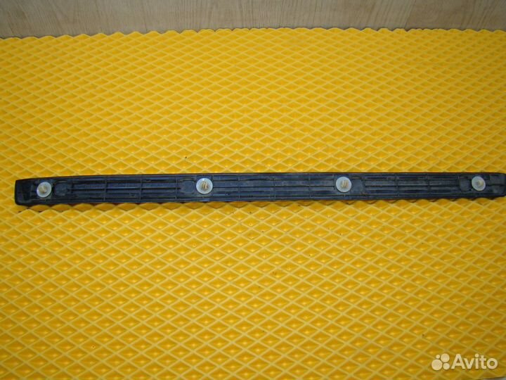 Накладка порога передняя левая Lexus RX 300