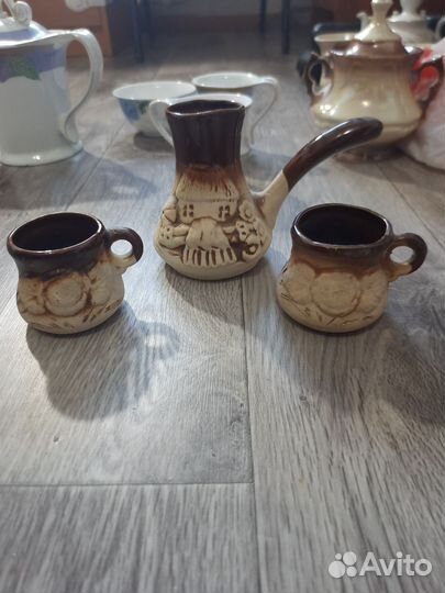 Турка с кружками,керамика