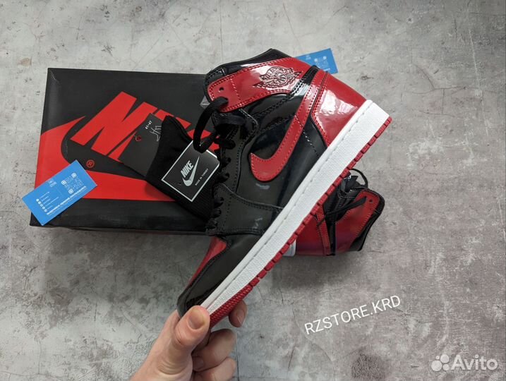 Кроссовки Nike Air Jordan 1 High + доставка