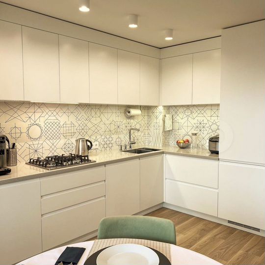 2-к. квартира, 65 м², 5/10 эт.