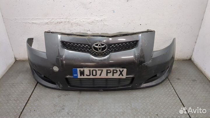 Бампер Toyota Auris E15, 2007