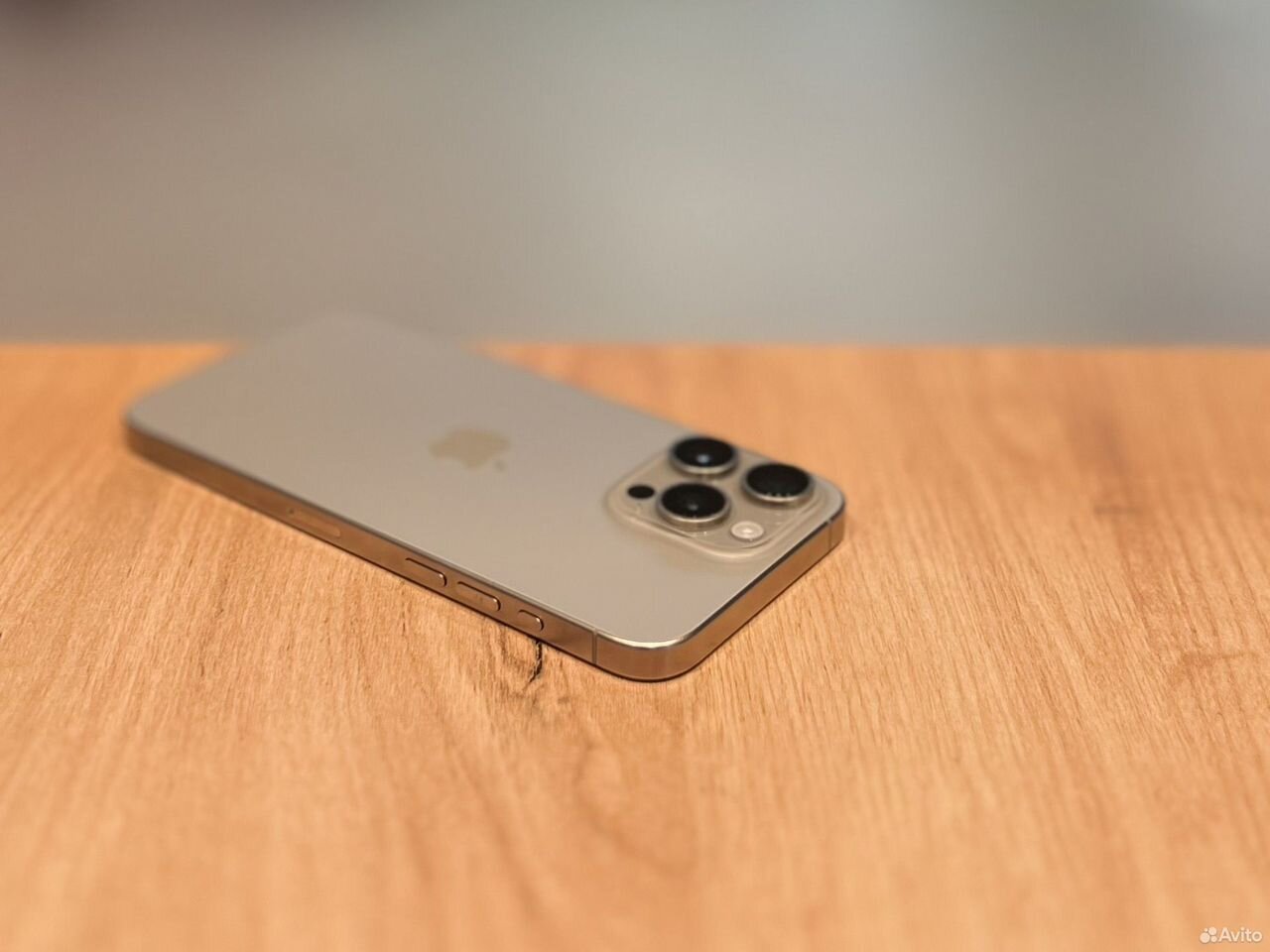 iPhone 15 Pro, 128 ГБ, SIM + eSIM