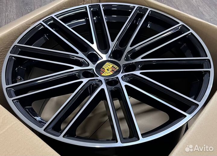 Диски R21 на Porsche Cayenne III / Coupe