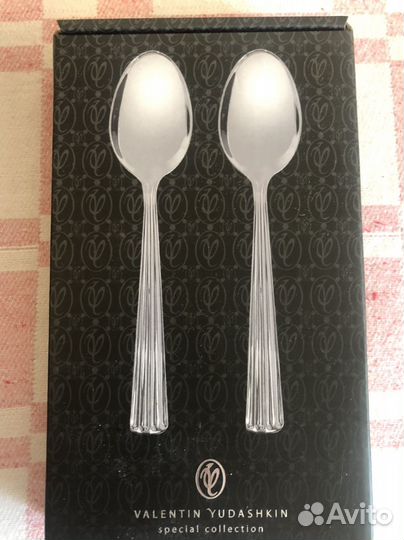 Столовые приборы от Валентина Юдашкина