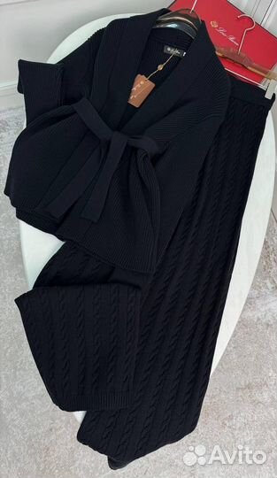 Стильный костюм loro piana