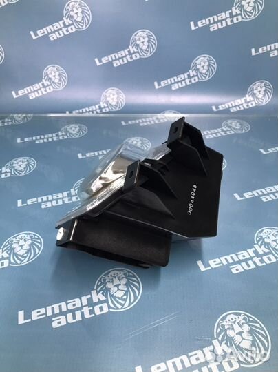 Фара противотуманная правая Opel Zafira B