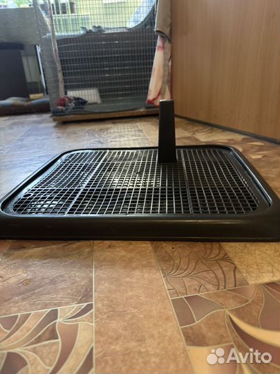 Туалет для собак со столбиком