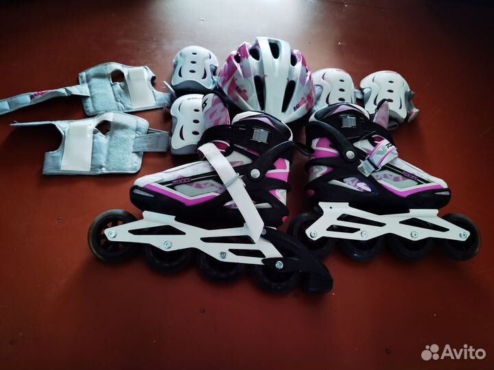 Роликовые коньки женские roces с комплектом защиты