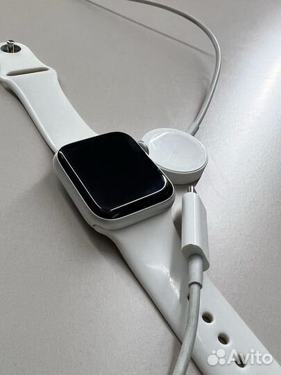Apple watch se2 2023