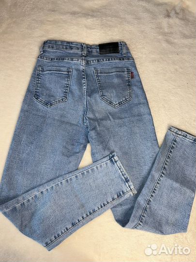Джинсы для девочки