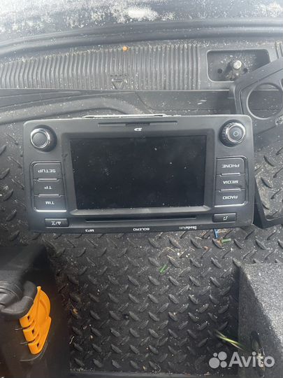 Магнитола bolero skoda yeti 2011