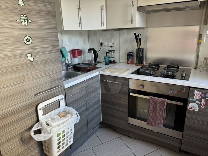 Комната 14 м² в 3-к., 2/9 эт.