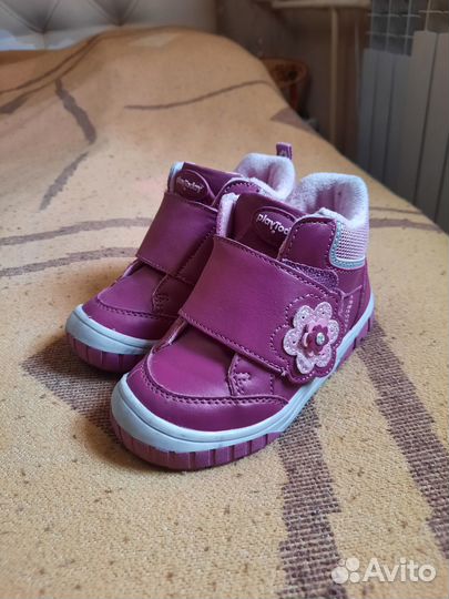 Детская обувь на девочку