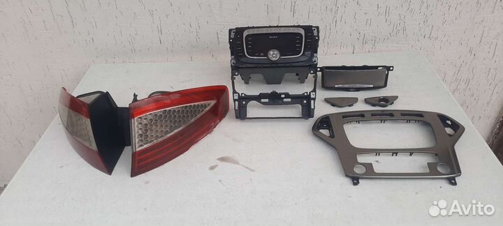 Магнитолаи фара на форд мандео