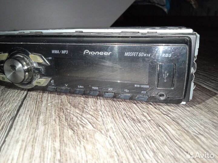 Магнитола Pioneer MVH-1400UB