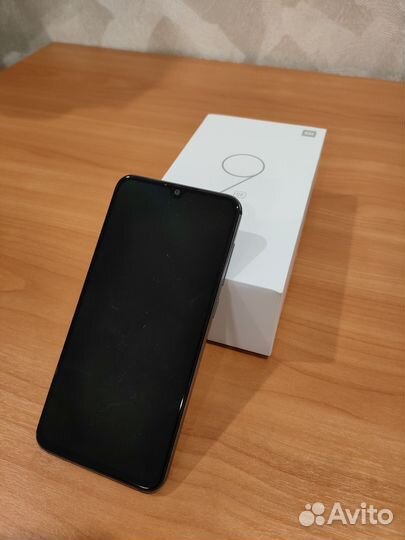 Xiaomi Mi 9 SE, 6/64 ГБ