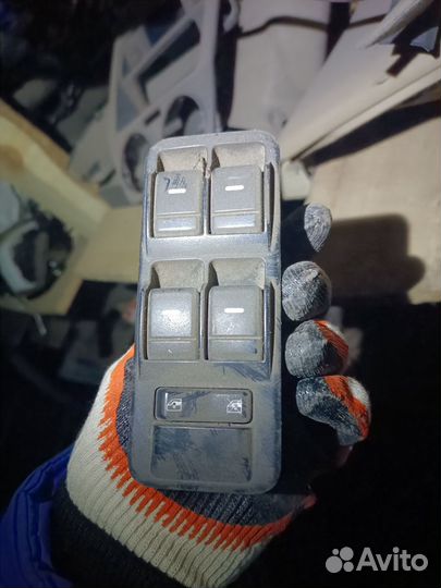 Блок управления стелоподъемниками Land Range Rover