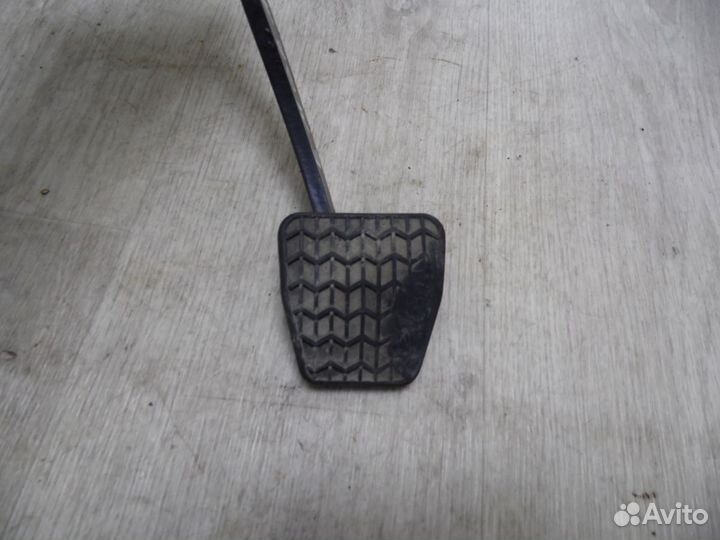 Emgrand EC7 Педаль тормоза Geely Emgrand EC7 2011