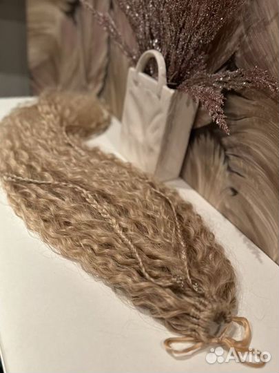 Накладной хвост прямой на резинке