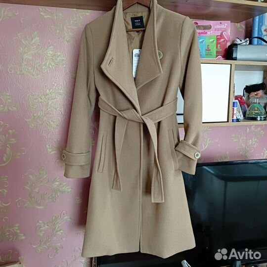 Пальто женское 42 44