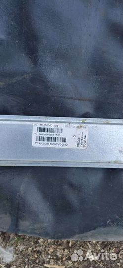 Стеклоподъёмник левый задний гранта