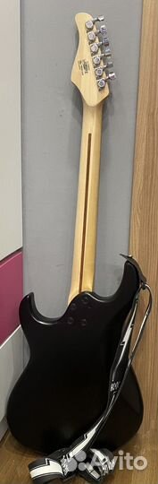 Электрогитара